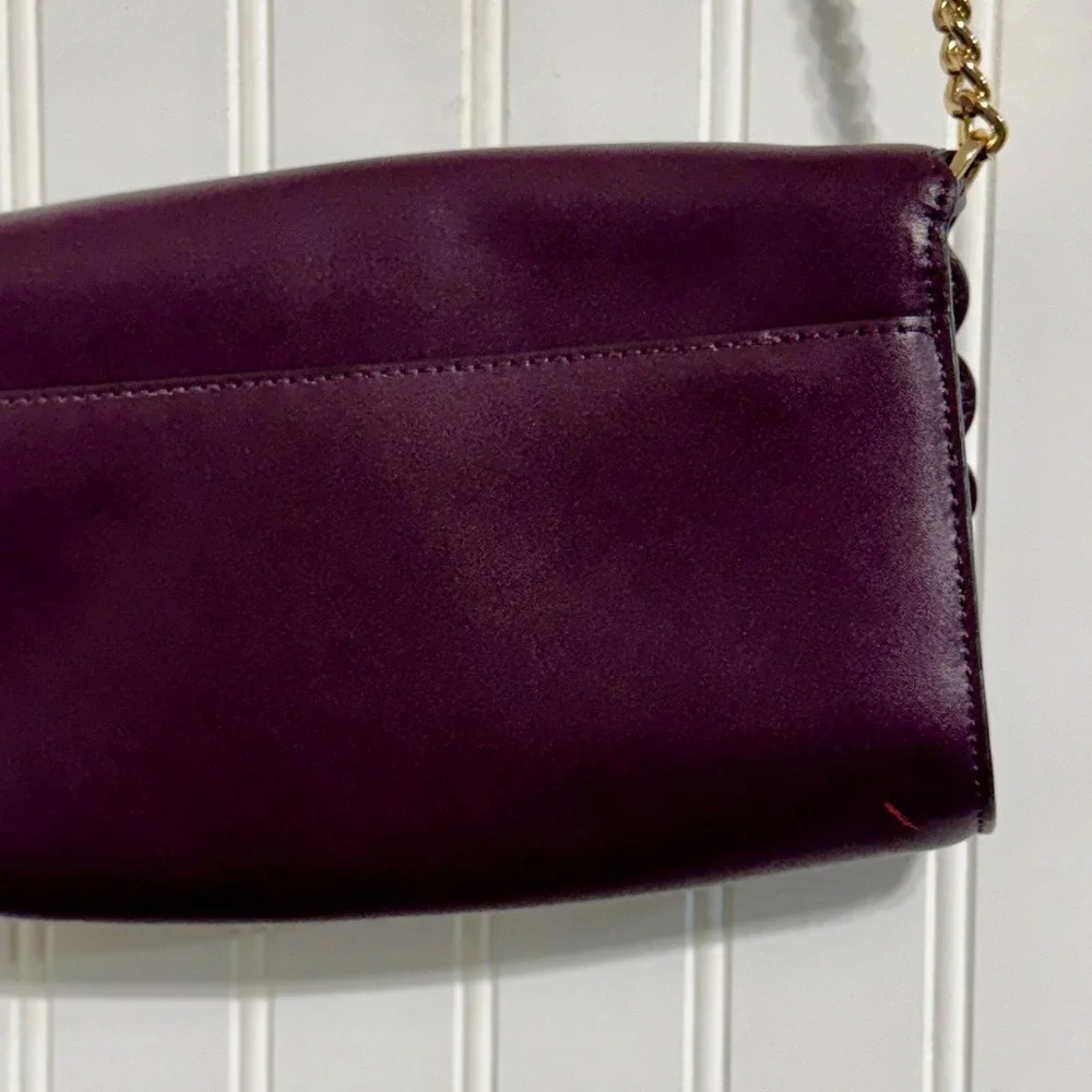 Michael Kors Womens Mott Scalloped Crossbody Bag Merlot Burgundy Leather Gold MK - Picture 9 of 11